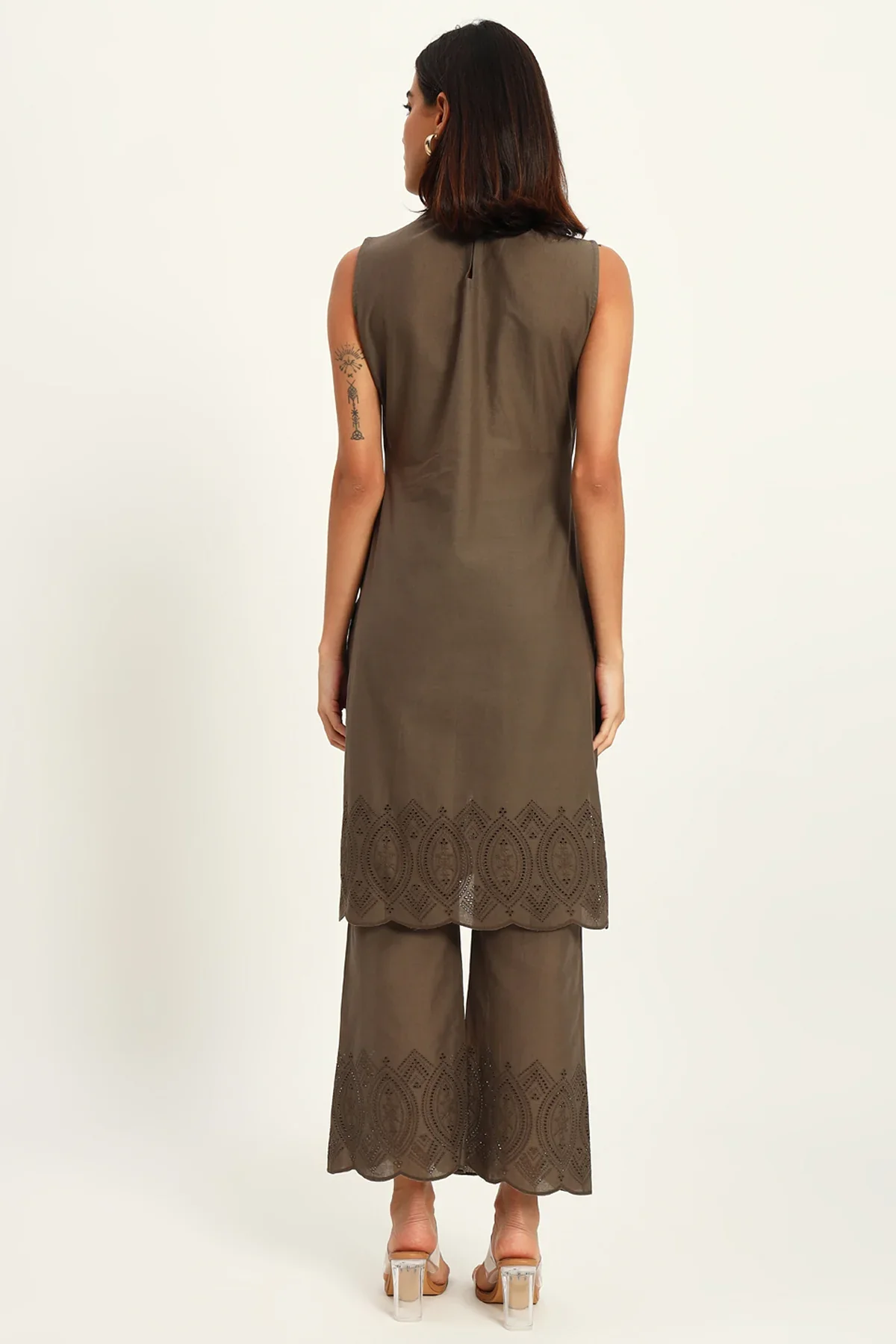 Chikankari Grace Tunic Set, Long - Image 7