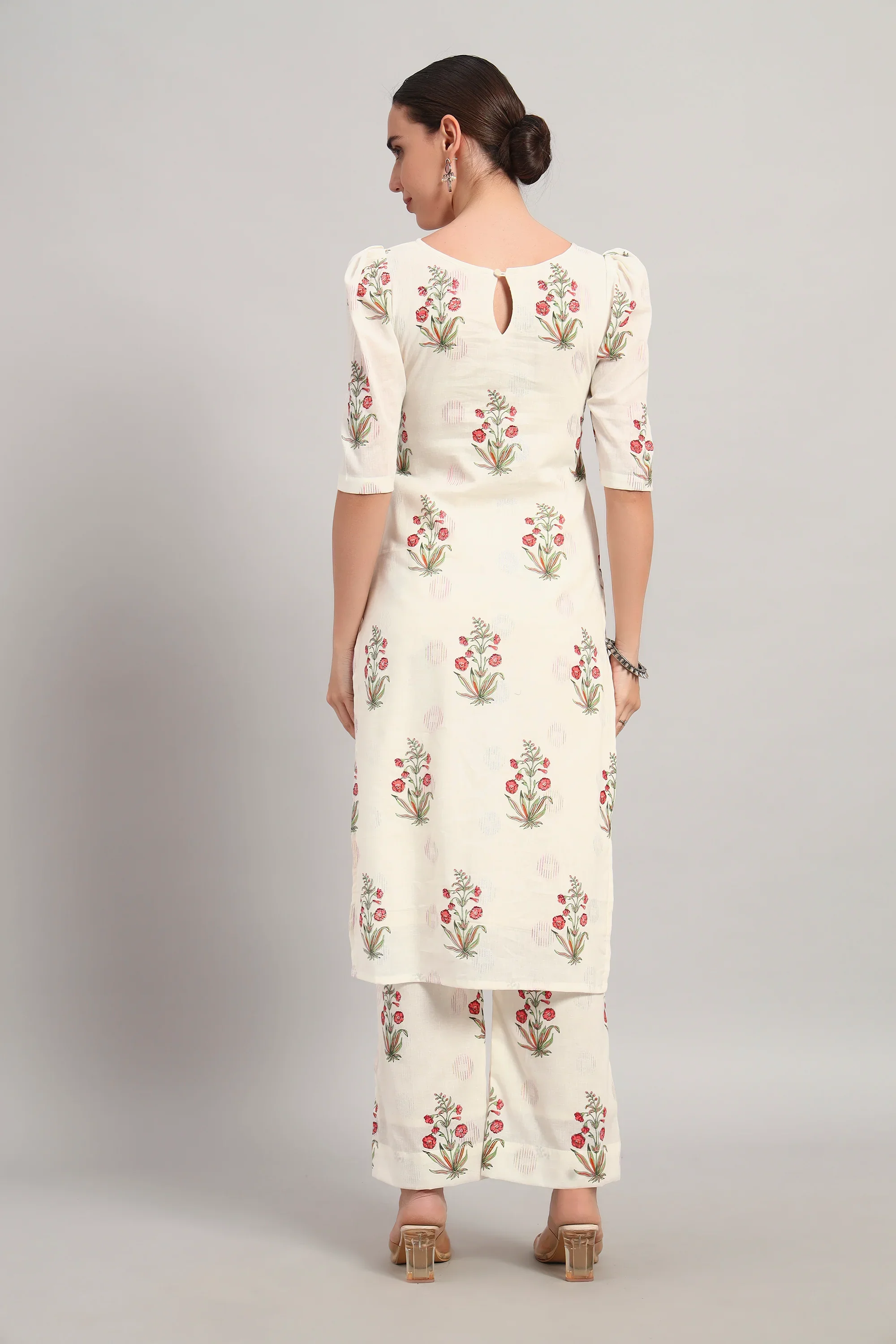 Dufftar Diaries Kurta Set, Floral Beige - Image 7