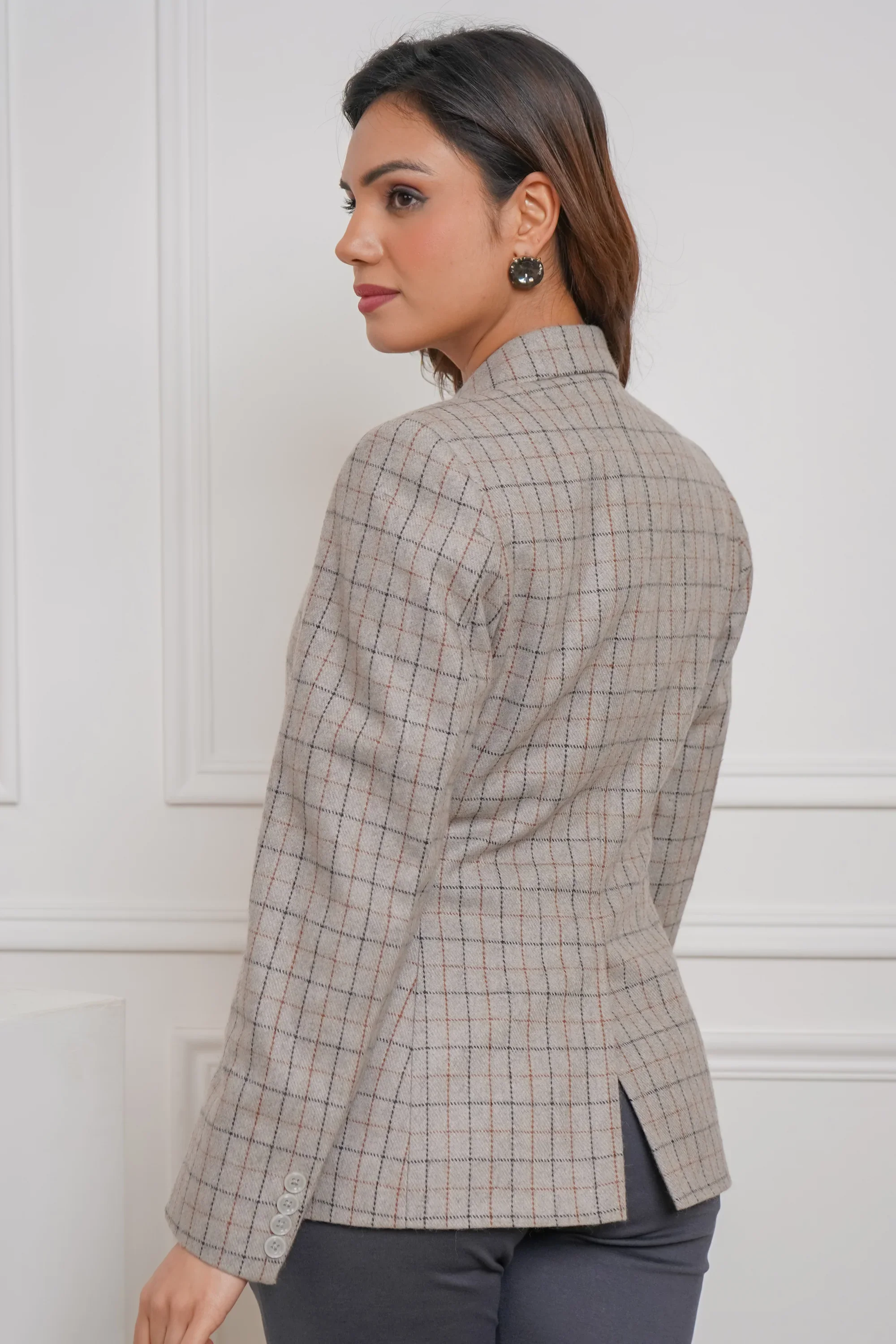 Gray Glam Commander, Plaid Wool Blazer - Image 5