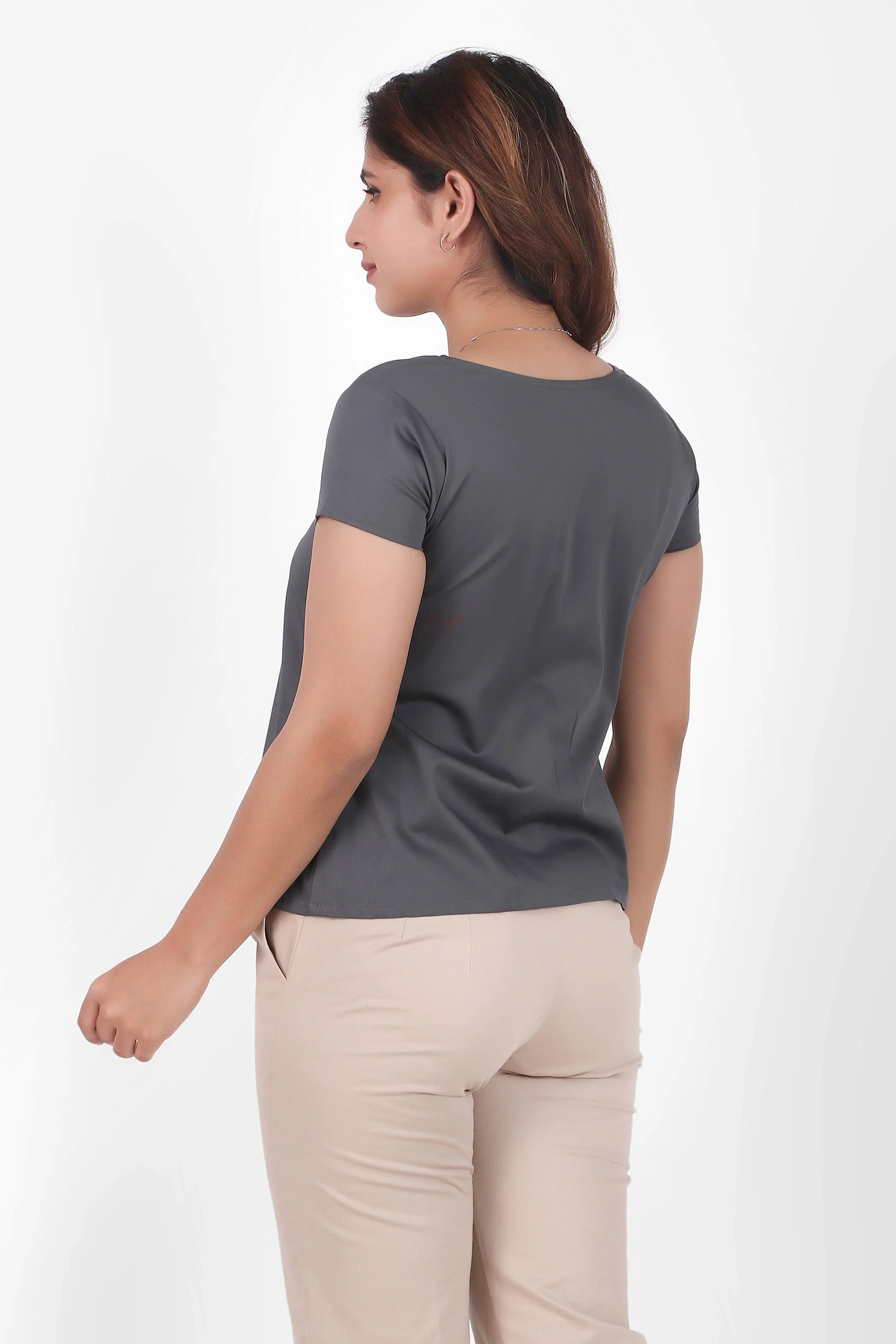 Rectangular Pleated Elegance Top, Dark Gray - Image 4