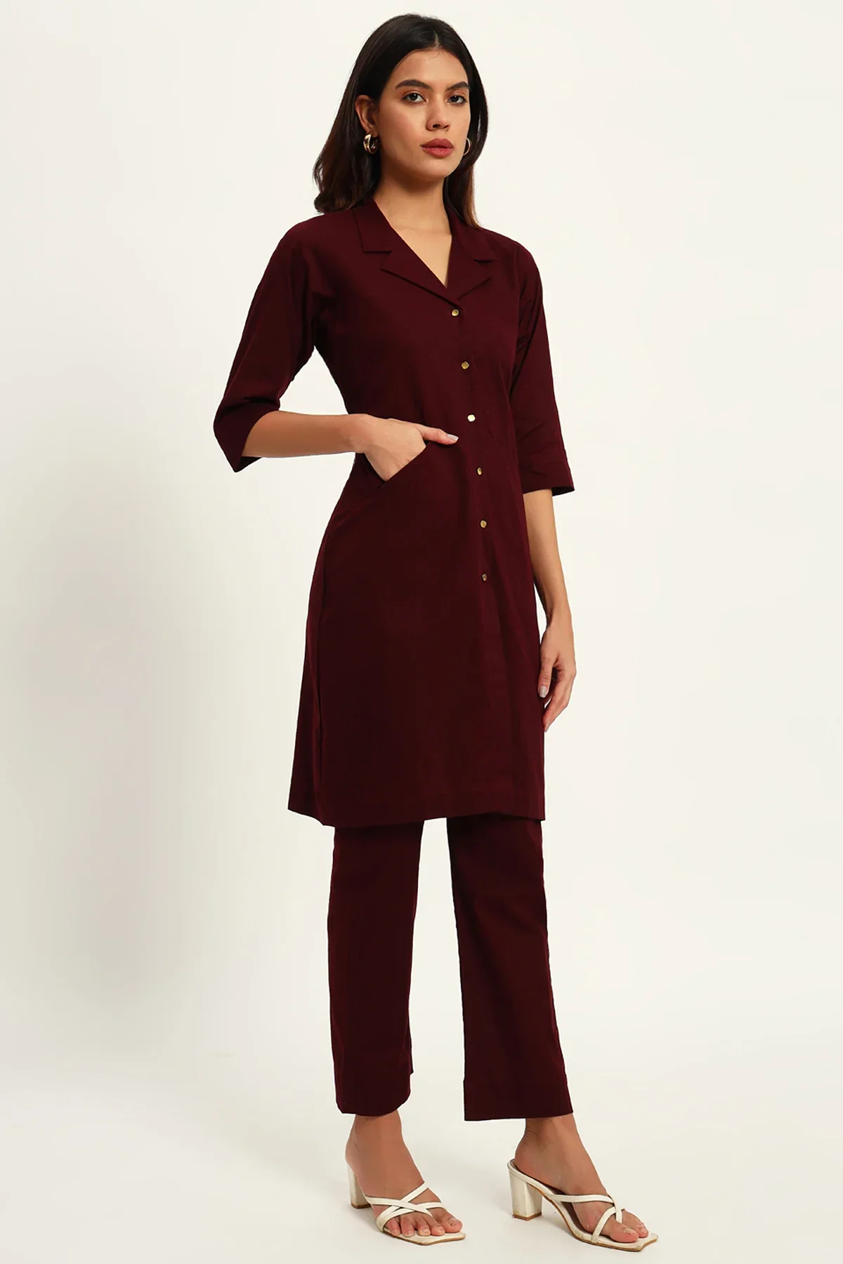 Signature Lapel Kurta Pant Set, Wine - Image 3