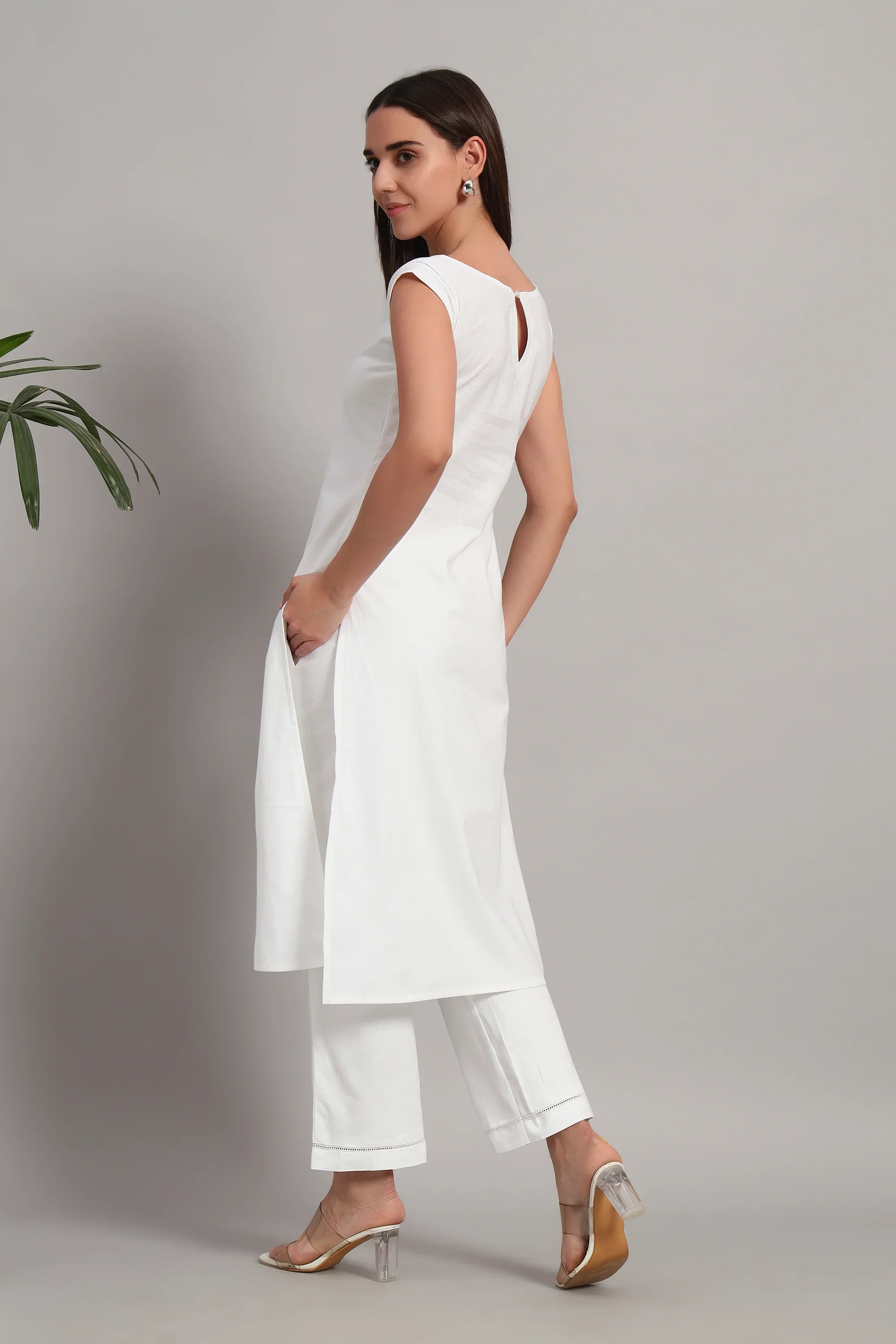 Subah Se Shaam Kurta Set, White - Image 7